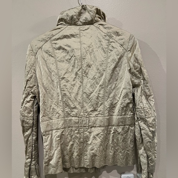 Quiet Luxury Luisa Cerano Utility Jacket with Stand Collar and Plenty of Pockets - Picture 5 of 9